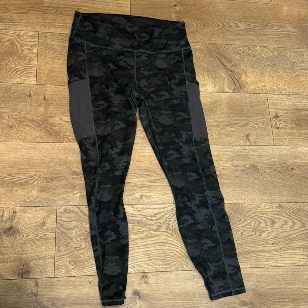 Fabletics power hold athletic leggings